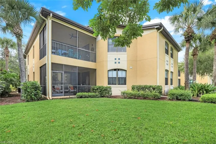 178 Vintage Cir # M202, Naples, Florida 34119
