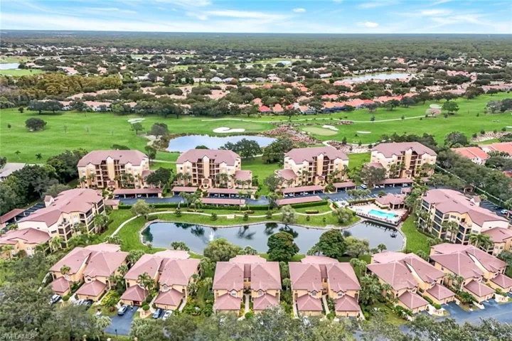 178 Vintage Cir # M202, Naples, Florida 34119