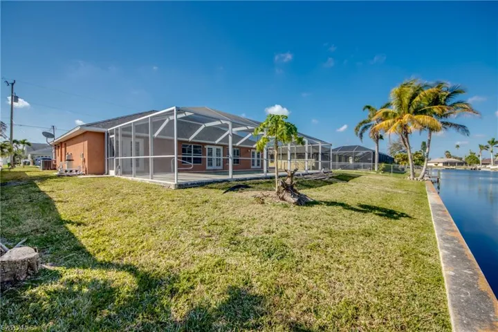 1205 SE 5th  ST, Cape Coral, FL 33990