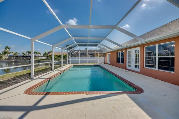 1205 SE 5th  ST, Cape Coral, FL 33990