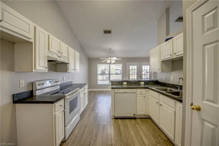 1205 SE 5th  ST, Cape Coral, FL 33990