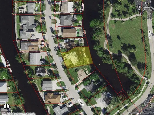 528  14th N ST, Naples, FL 34102
