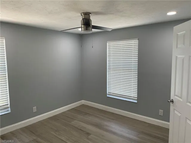 528  14th N ST, Naples, FL 34102