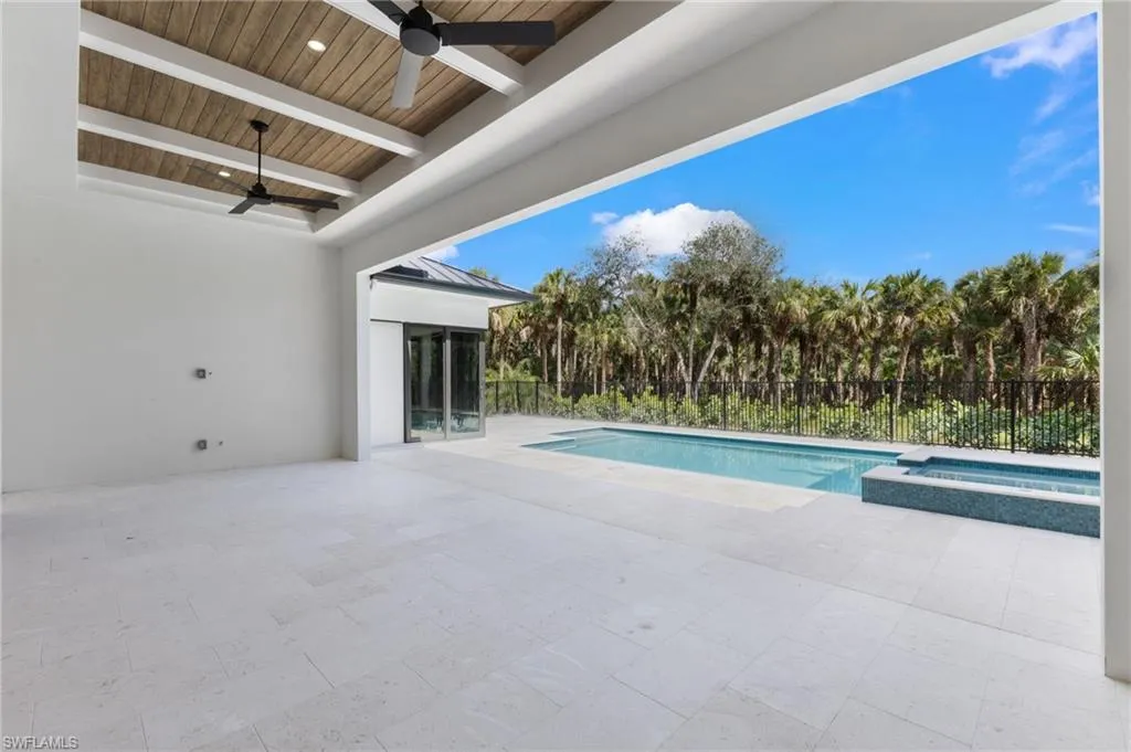 740 13th ST, Naples, FL 34120,225010442