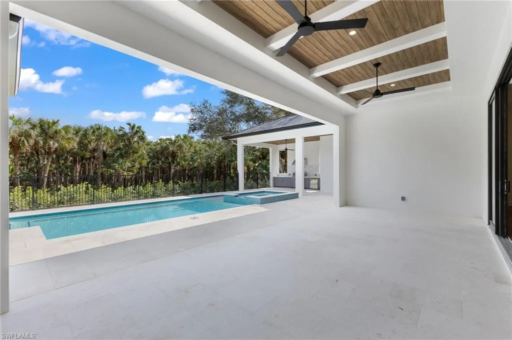 740 13th ST, Naples, FL 34120,225010442
