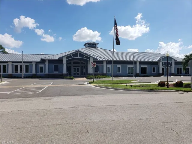 THE HIDEAWAY CLUBHOUSE
