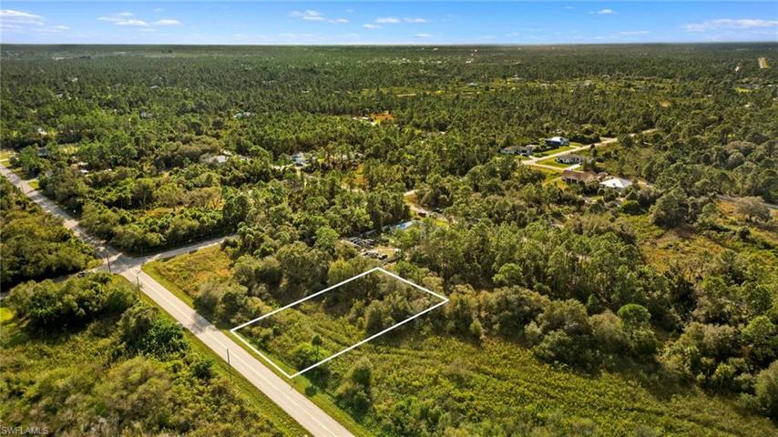 1405  Williams  AVE, Lehigh Acres, FL 33972