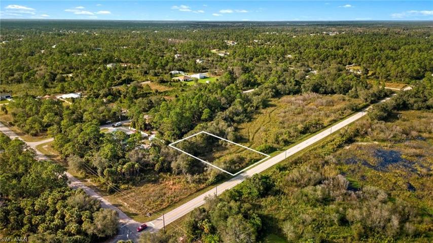 1405  Williams  AVE, Lehigh Acres, FL 33972