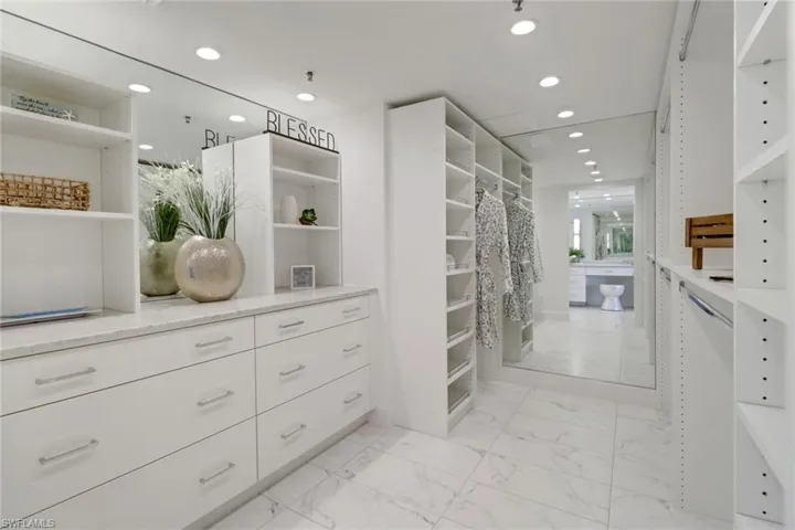 4651 Gulf Shore Blvd 806 - Primary Bedroom - Custom Closets