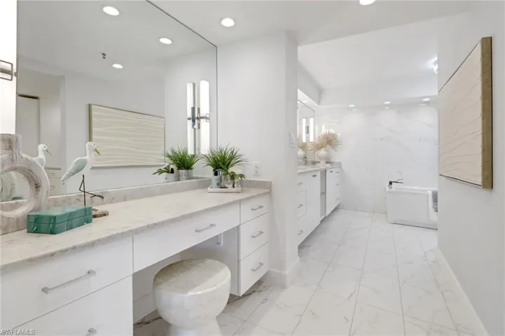 4651 Gulf Shore Blvd 806 - Primary Bath Separate Vanity