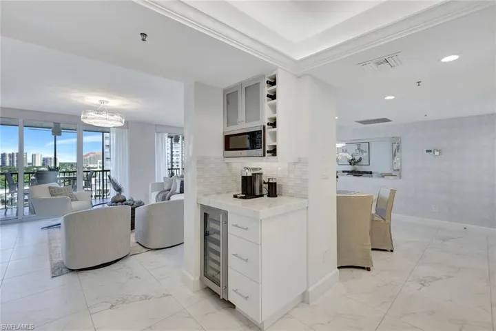 4651 Gulf Shore Blvd 806 -Beverage Bar with wine cooler