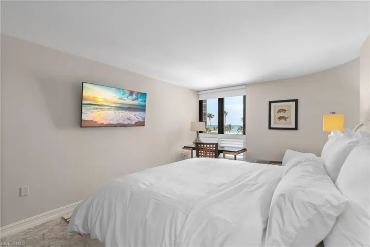 3115 Gulf Shore Blvd N 203s, Naples, Florida 34103