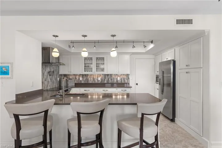 3115 Gulf Shore Blvd N 203s, Naples, Florida 34103