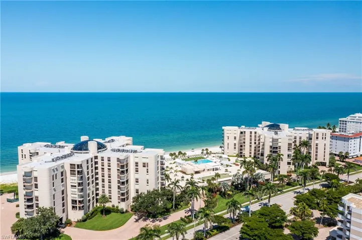 3115 Gulf Shore Blvd N 203s, Naples, Florida 34103