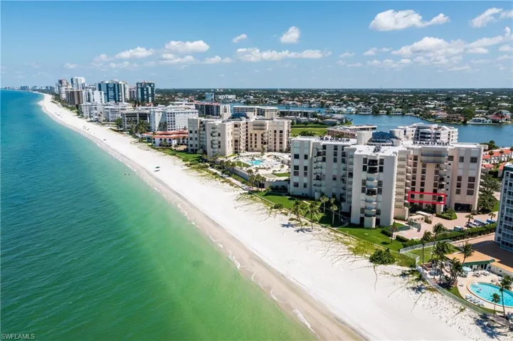 3115 Gulf Shore Blvd N 203s, Naples, Florida 34103