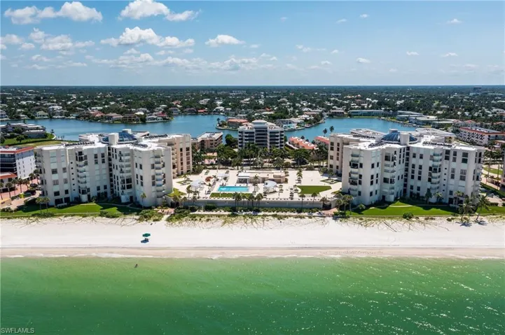 3115 Gulf Shore Blvd N 203s, Naples, Florida 34103