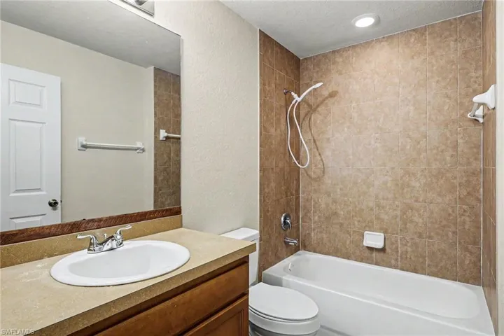 2616 14th St Sw, Lehigh Acres, Florida 33976