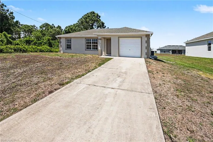 2616 14th St Sw, Lehigh Acres, Florida 33976