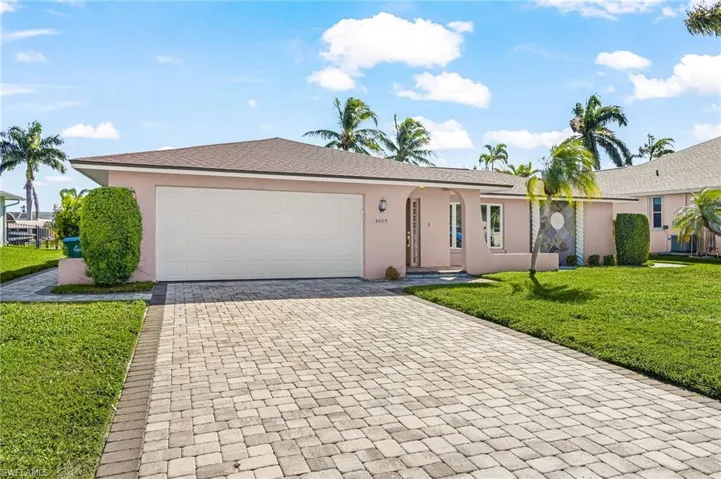 4005 Se 1st Ave, Cape Coral, Florida 33904