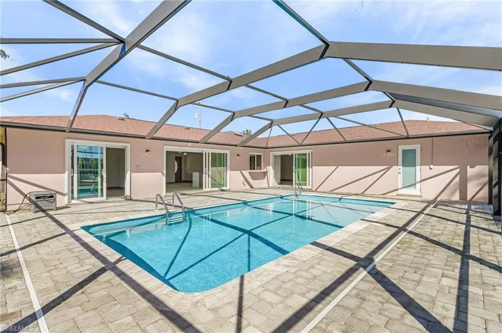 4005 Se 1st Ave, Cape Coral, Florida 33904