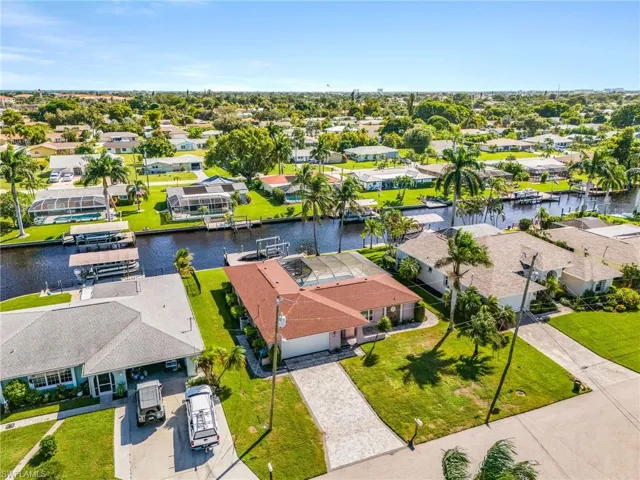 4005 Se 1st Ave, Cape Coral, Florida 33904
