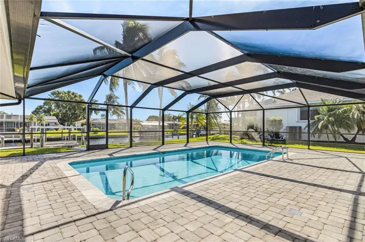 4005 Se 1st Ave, Cape Coral, Florida 33904