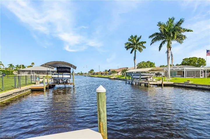 4005 Se 1st Ave, Cape Coral, Florida 33904