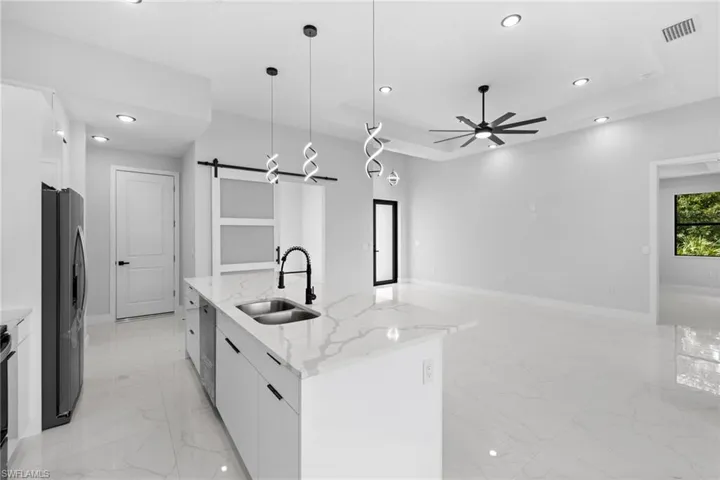 1722  Unice N AVE, Lehigh Acres, FL 33971