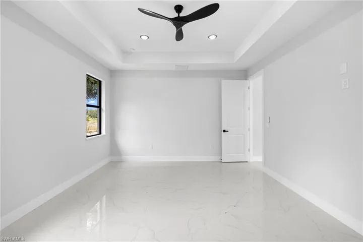 1722  Unice N AVE, Lehigh Acres, FL 33971