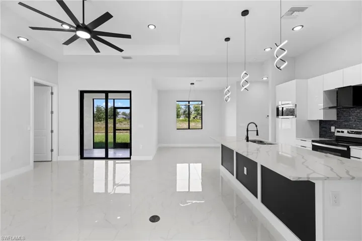 1722  Unice N AVE, Lehigh Acres, FL 33971