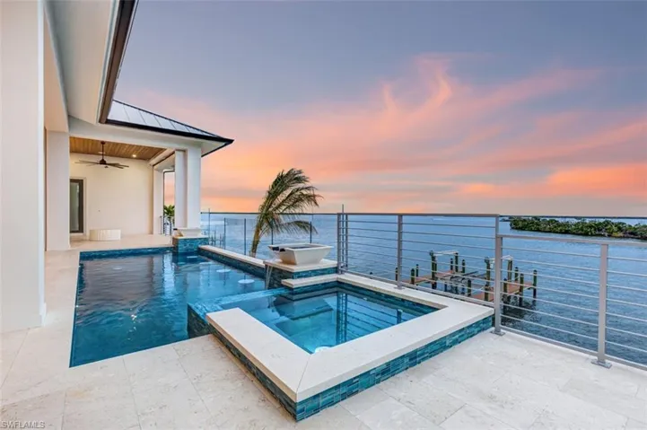 15  Bayview  BLVD, Fort Myers Beach, FL 33931
