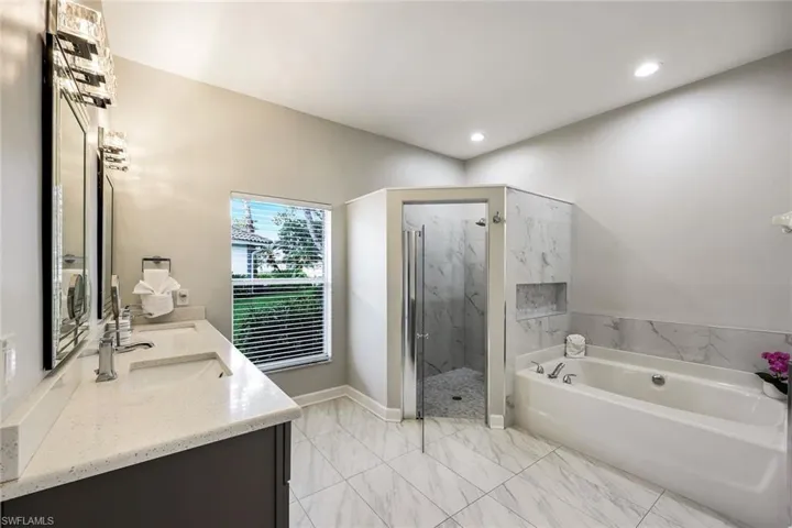 7107 Falcons Glen Blvd, Naples, Florida 34113