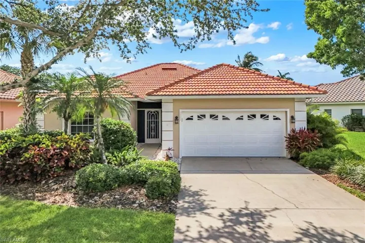 7107 Falcons Glen Blvd, Naples, Florida 34113