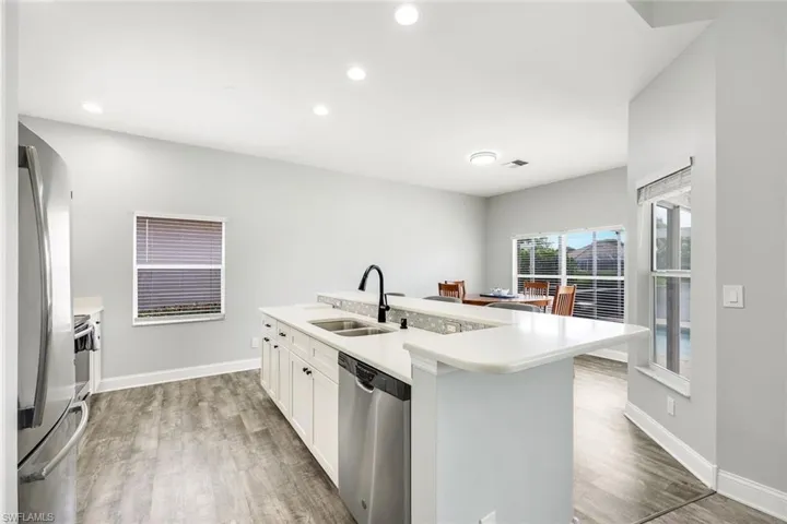 7107 Falcons Glen Blvd, Naples, Florida 34113