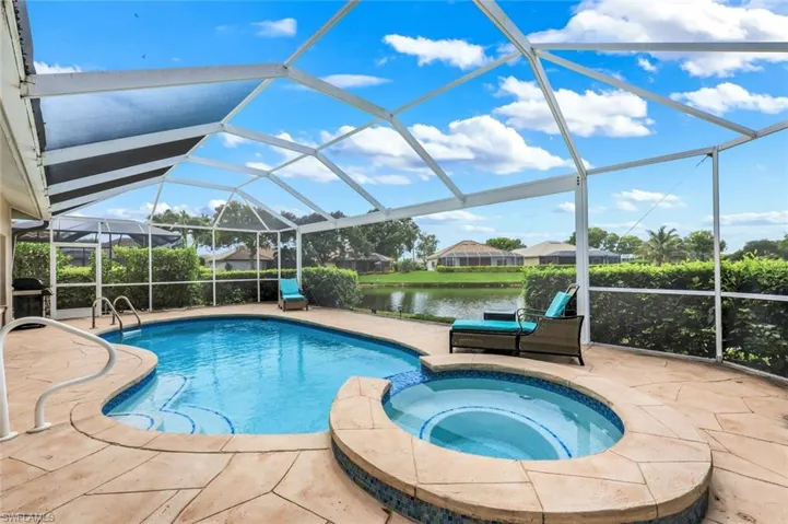 7107 Falcons Glen Blvd, Naples, Florida 34113