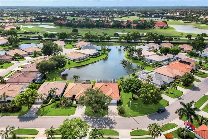 7107 Falcons Glen Blvd, Naples, Florida 34113