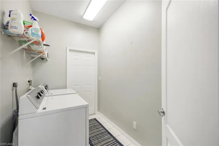 7107 Falcons Glen Blvd, Naples, Florida 34113