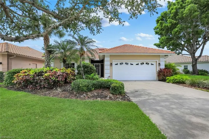 7107 Falcons Glen Blvd, Naples, Florida 34113