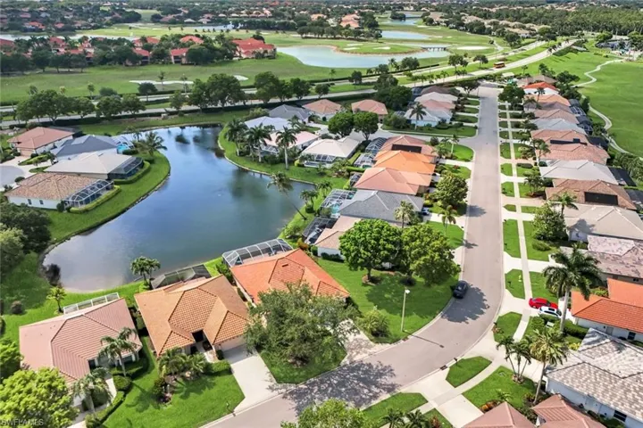 7107 Falcons Glen Blvd, Naples, Florida 34113