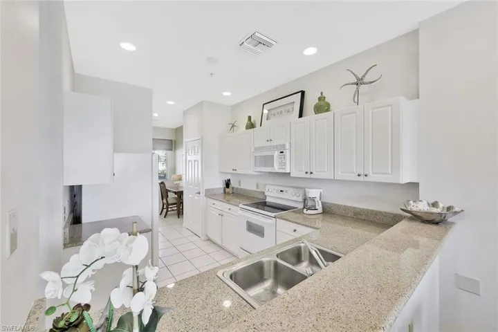 7915 Mahogany Run Ln # 1122, Naples Fl 34113