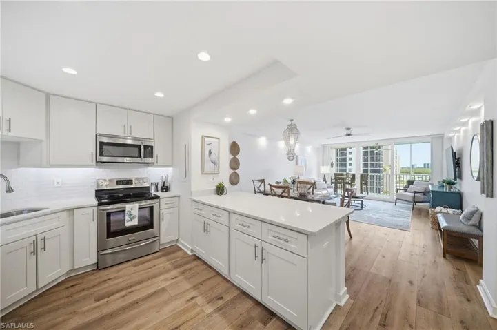 Clean lines and a functional layout. Every detail in this unit has been thought through.