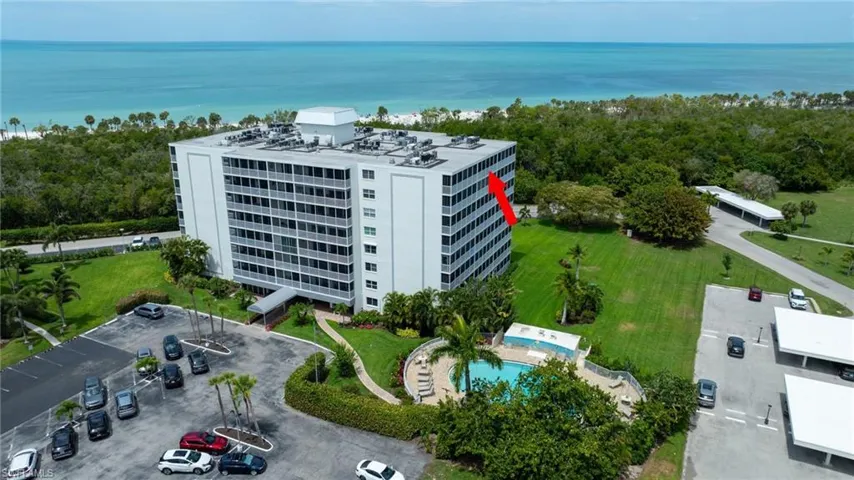Top-floor unit in Vanderbilt Towers 5 occupies a prime peninsula position with water on multiple sides