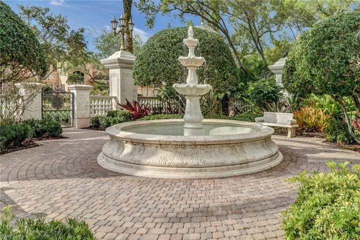 FOUNTAIN