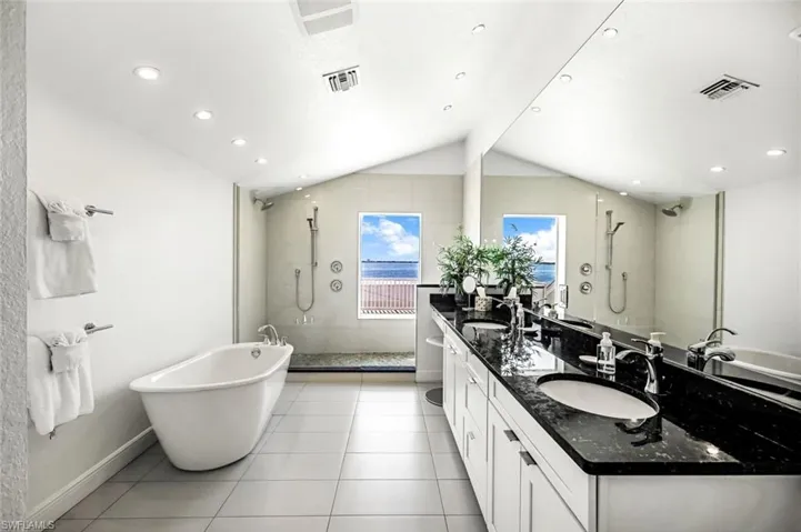 A view of the upper story Master Suite ensuite Bathroom