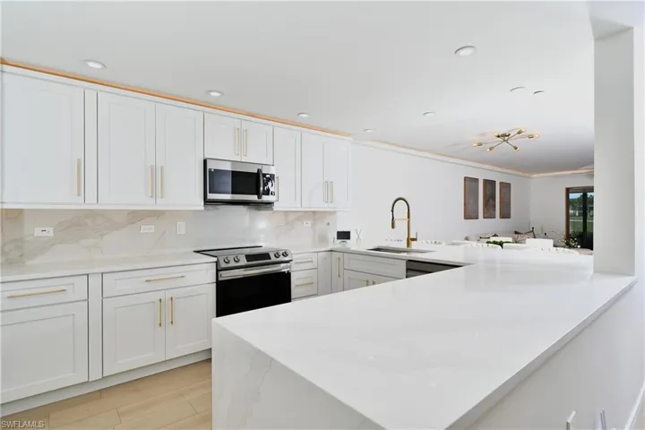 16290  Kelly Cove  DR, Fort Myers, FL 33908