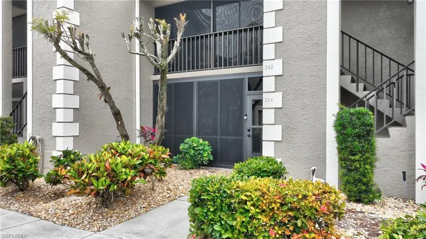 16290  Kelly Cove  DR, Fort Myers, FL 33908