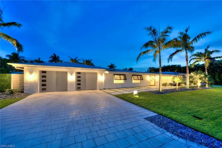 12743 Dennis Dr, Fort Myers, Florida 33908