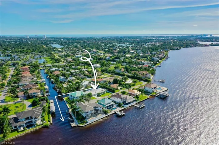 12743 Dennis Dr, Fort Myers, Florida 33908