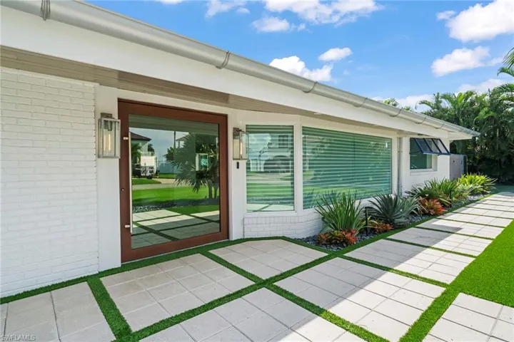 12743 Dennis Dr, Fort Myers, Florida 33908