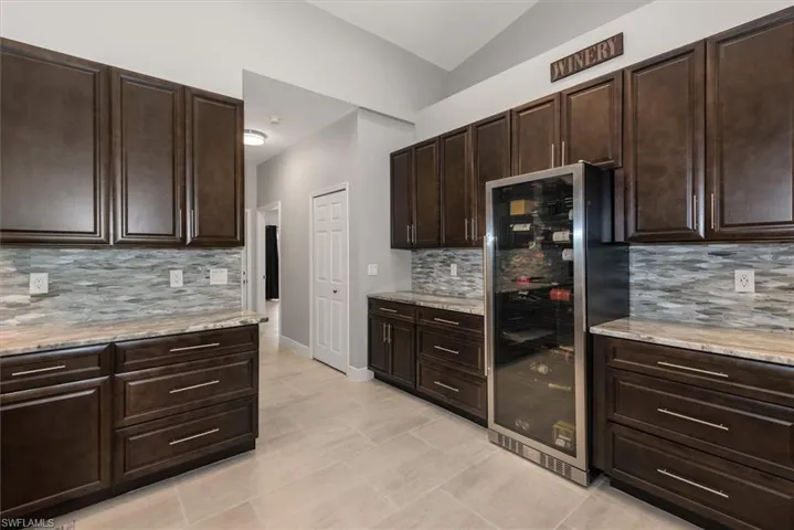 15985 Briarcliff Ln, Fort Myers, Florida 33912